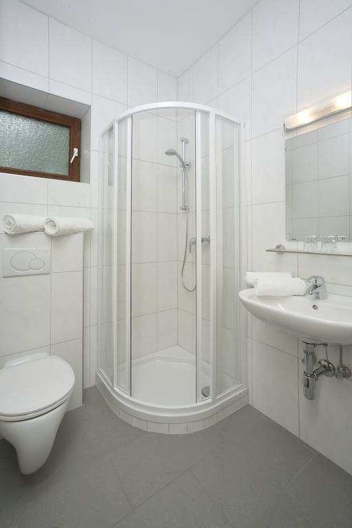 Appartement - Pension Adlerhorst فيلدين ام ورثرسي الغرفة الصورة