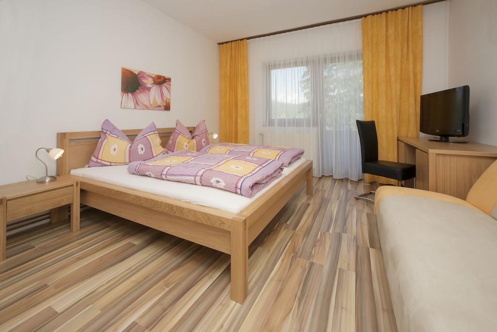 Appartement - Pension Adlerhorst فيلدين ام ورثرسي الغرفة الصورة